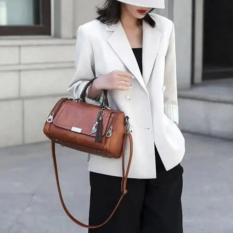 ✨ Bolsa Feminina com Borla — Grande Capacidade, Estilo Vintage e Versatilidade no Seu Dia a Dia!